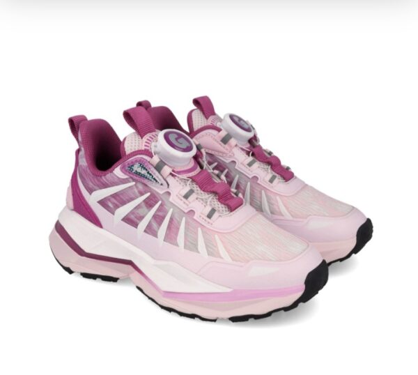 LIGHT ON! Sneakers for Girls.